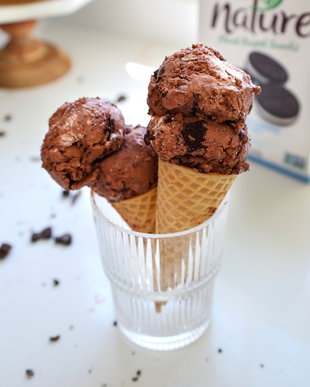No Churn) Cookies & Cream Chocolate Ice Cream - BRIGHT MOMENT CO.